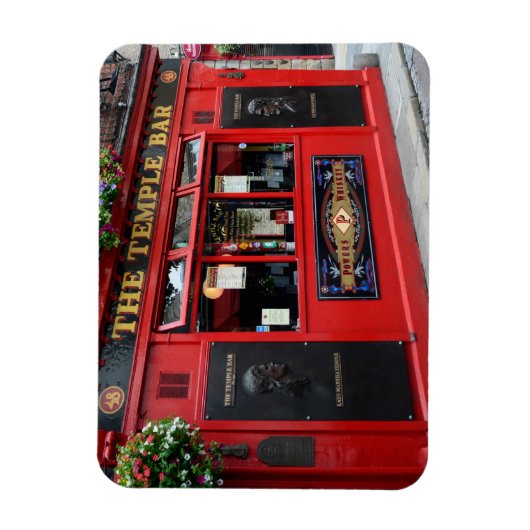 Red Temple Bar pub in Dublin Magnet (Vertikal)