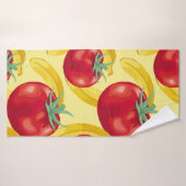 Red tomato and fruits seamless pattern designabstr badehandtuch (Badehandtuch)