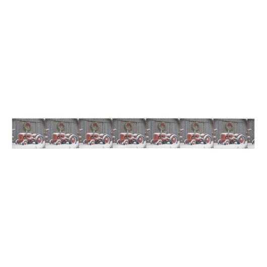 Red Tractor With Christmas Wreath Ripsband (Vorderseite)
