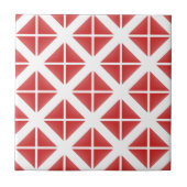 Red Trendy Triangle Pattern Fliese (Vorderseite)