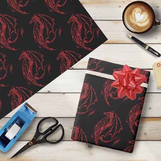 Red Tribal Dragon Black Geschenkpapier