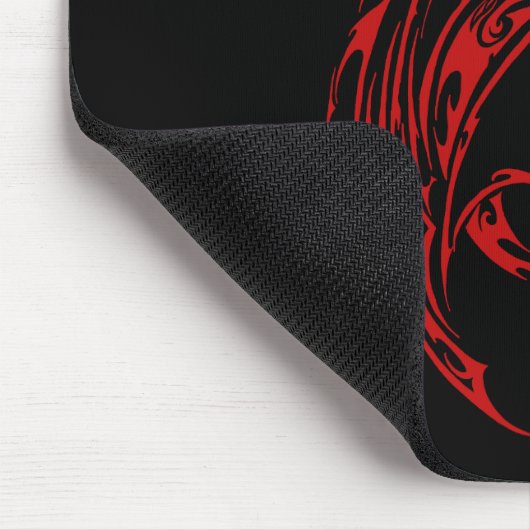 Red Tribal Dragon Mousepad (Ecke)