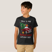 Red Truck Das ist mein Weihnachtsfilm, der Buff gu T-Shirt (Vorne ganz)
