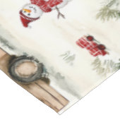 Red Truck mit Geschenken und Snowman Medium Tischdecke (Schrägansicht)