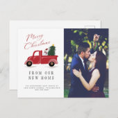 Red Truck mit Weihnachtsbaum und Snowman Moving Ankündigungspostkarte (Vorne/Hinten)