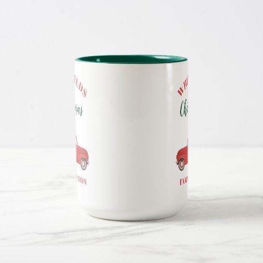 Red Truck Weihnachtsfamilie Wiedersehen Custom Zweifarbige Tasse (Mittel)