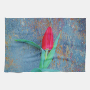 Red Tulip auf Blue Gray Slate Handtuch