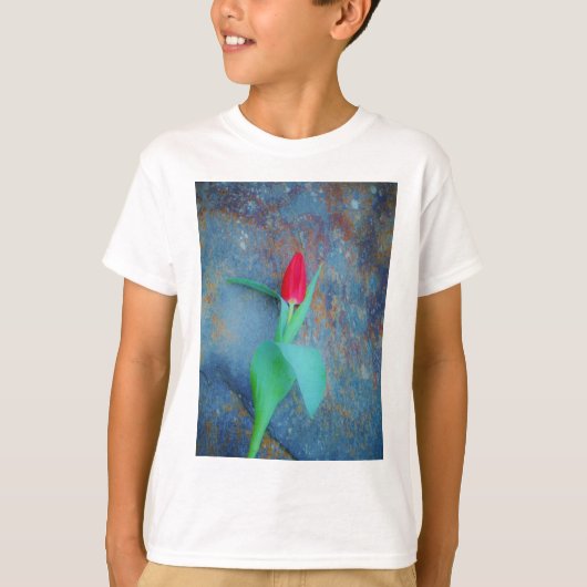Red Tulip auf Blue Gray Slate T-Shirt (Vorderseite)