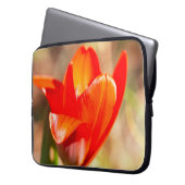 Red Tulip Blossom Laptopschutzhülle (Vorderseite Links)