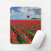 Red Tulip Field mit Hot Air Ballon Mousepad (Mit Mouse)
