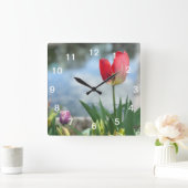 Red Tulip Wall Clock Quadratische Wanduhr (Zuhause)