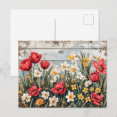 Red Tulips and Daffofils on Blue Wood Postkarte (Vorne/Hinten)