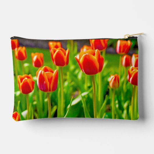 Red Tulips Pouch Zubehörtasche (Rückseite)