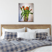 Red Tulips White Brick Wall Leinwanddruck (Insitu (Schlafzimmer))