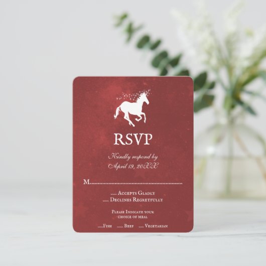 Red Unicorn Wedding RSVP Card Karte (Stehend Vorderseite)