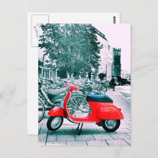 Red Vespa in München Postkarte (Vorne/Hinten)