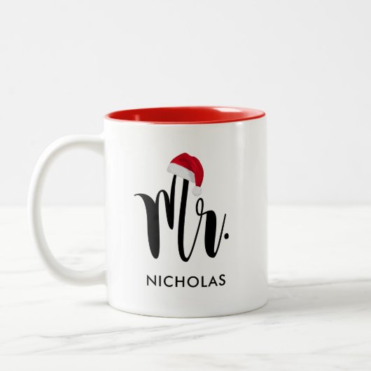 Red Weihnachtsmannmütze Custom Holiday Monogram Zweifarbige Tasse (Links)