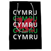 Red Welsh Dragon Cymru Wiederholung Text Wales Roo Mittlere Geschenktüte (Vorderseite)