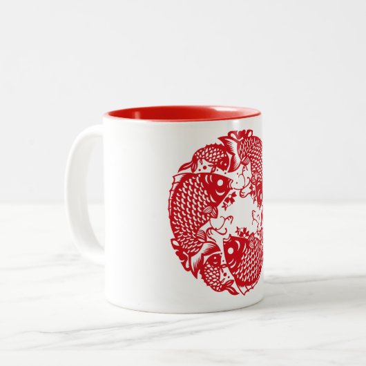 Red Whirling Koi Carp Fish Group Zweifarbige Tasse (Vorderseite Links)