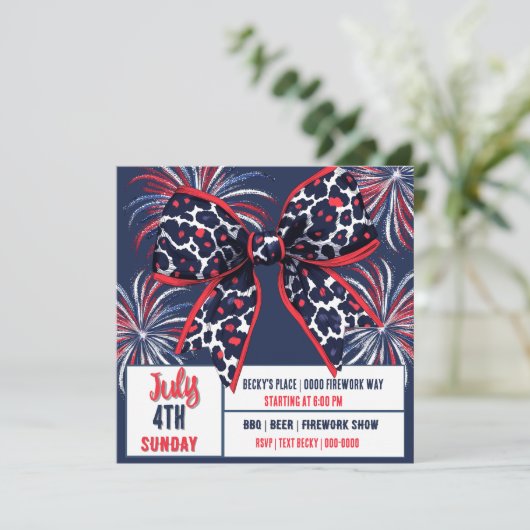 Red White and Blue Leopard Coquette Bow Einladung (Stehend Vorderseite)