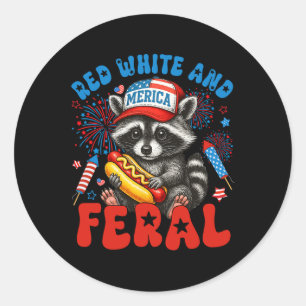Red White and Feral Funny Funny Raccoon US 4. Juli Runder Aufkleber