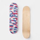 Red White & Blue Camouflage Skateboard (Vorderseite)