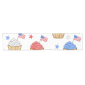 Red White Blue Cupcake Flag Star Patriotic Kurzer Tischläufer (Horizontal)