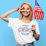 Red White Blue Fireworks Custom 4. Juli Familie T-Shirt<br><div class="desc">Super Spaß und festlich 4. Juli T - Shirt mit rot,  weiß und blau Feuerwerk und 3 Zeilen Text nach Maß. Perfekt als passende Shirts und Freunde für Ihr 4. Juli Party. Auch gut für Gedächtnistag oder Veteran's und der perfekte Weg,  um Ihren amerikanischen Stolz zu zeigen.</div>