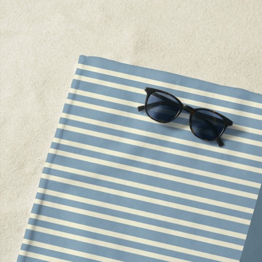 Red White Blue Stars Stripes Floral Block print Strandtuch (Beispiel)