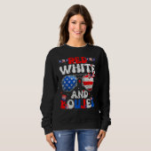 Red White & Boujee Summer Groovy Drinking 4th of J Sweatshirt (Vorne ganz)