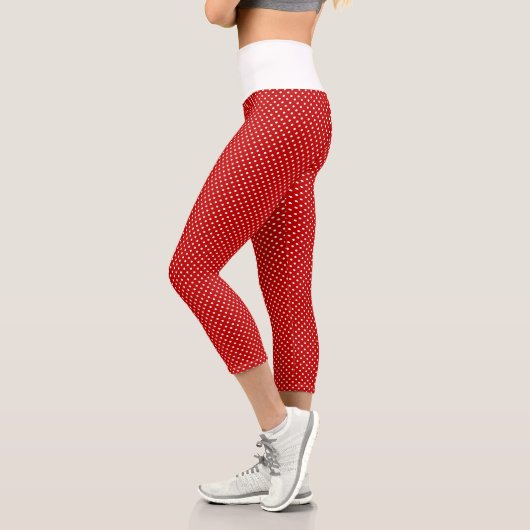 Red & White Christmas Polka Dot Pattern Hoch Capri Leggings (Links)