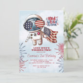 Red White & Cool Astronaut 2. Geburtstag Einladung (Stehend Vorderseite)