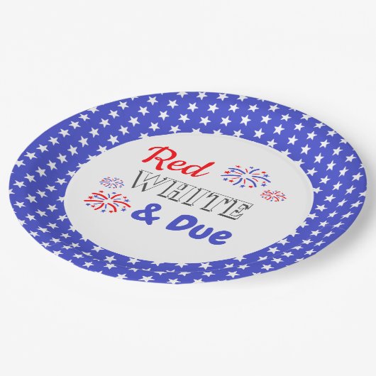 Red White & Due Pappteller (Schrägansicht)