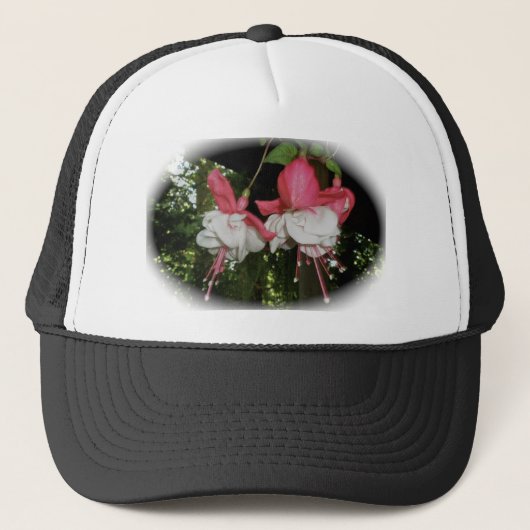 Red & White Fuscia Hat Truckerkappe (Vorderseite)