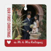 Red White Heart 1. Weihnachten Mr. & Mrs. Foto Ornament Aus Metall (Rückseite)