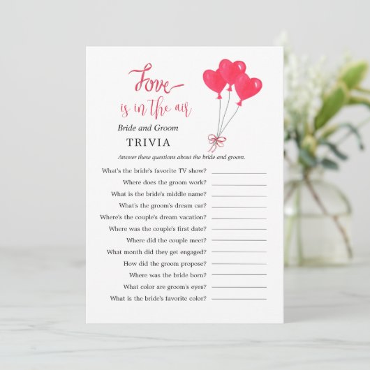 Red & White Heart TRIVIA Brautparty Games Einladung (Stehend Vorderseite)