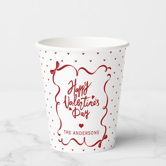 Red White Hearts Hand Drawn Bow Valentine's Day Pappbecher (Vorderseite)