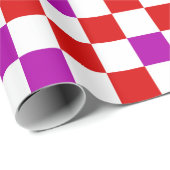 Red White Purple Checkered Pattern Design  Geschenkpapier (Rolleneckpunkt)
