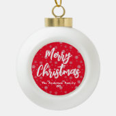 Red White Script Keepake Moderne frohe Weihnachten Keramik Kugel-Ornament (Vorderseite)