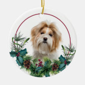 Red White Shih Tzu Dog Evergreen Wreath Keramik Ornament (Vorne)
