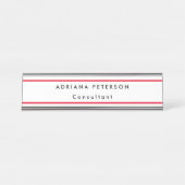 Red White Simple Legible Name Professionals Schreibtischnamensplakette (Vorderseite )