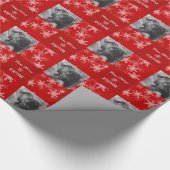 Red White Snowlfake Minimalistisches Foto Weihnach Geschenkpapier (Ecke)