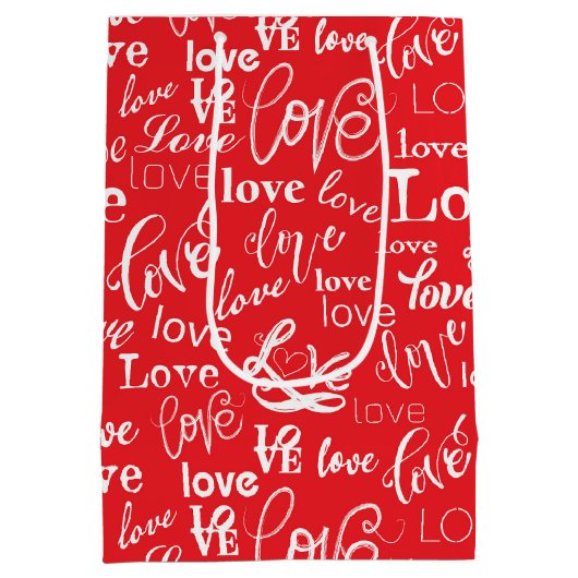 Red & White Typography "Love" Pattern Valentine's  Mittlere Geschenktüte (Rückseite)