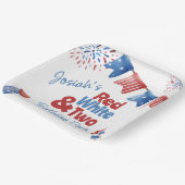 Red White und Two Birthday Party Pappteller (Gewinkelt)