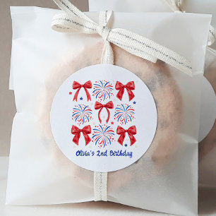 Red White und Two July Girl 2. Geburtstag Runder Aufkleber