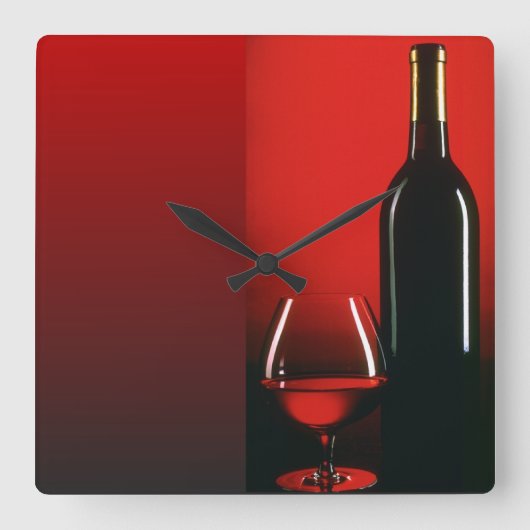 Red Wine Bottle and Glass Wall Clock Quadratische Wanduhr (Vorderseite)