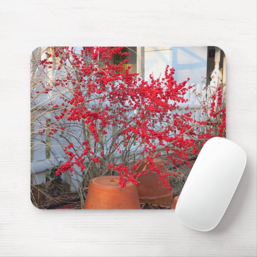 Red Winter Berries - Martha's Vineyard Mousepad (Mit Mouse)