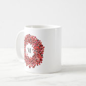 Red Winterberry Wreath Monogram Kaffeetasse (Vorderseite Links)