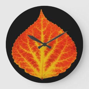 Red & Yellow Aspen Leaf #10 Große Wanduhr