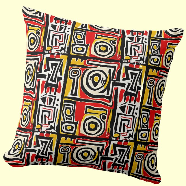 Red Yellow Black Abstrakt African Tribal Geometric Kissen (Von Creator hochgeladen)
